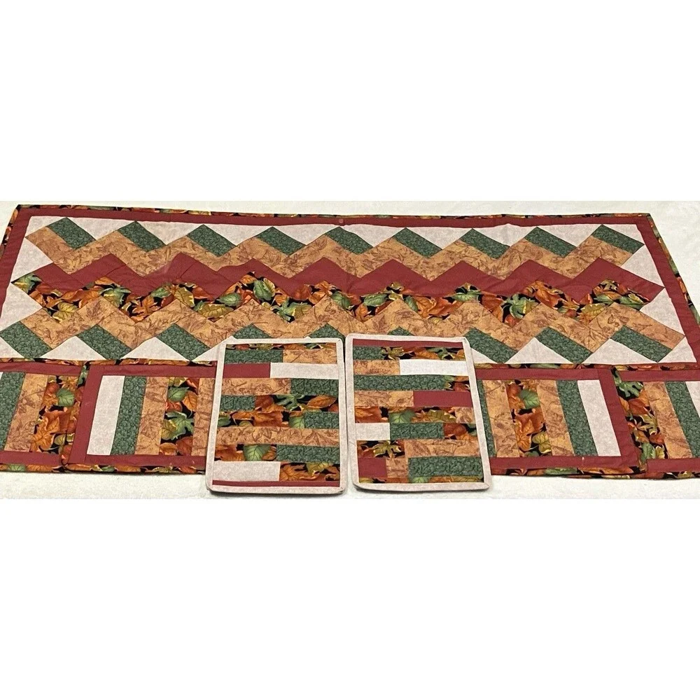 Handmade Quilted Autumn Kitchen Table Runner w /4 Placemats & 2 Centerpieces Set